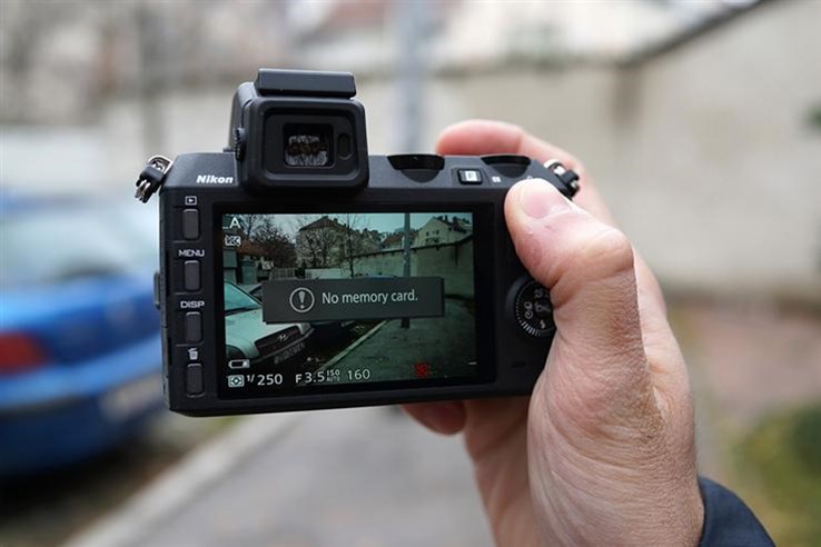 Nikon 1 V2 vani (6).jpg